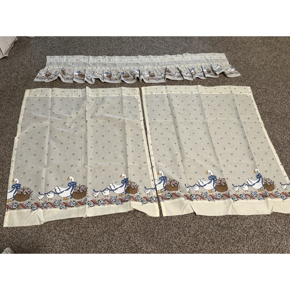 Vintage Rare Find! Goose Blue Ribbon Set Of 4 Kitchen Curtains And 3 Valances